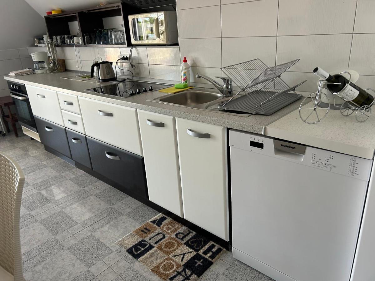 Apartments Sanda 2 Promajna Luaran gambar