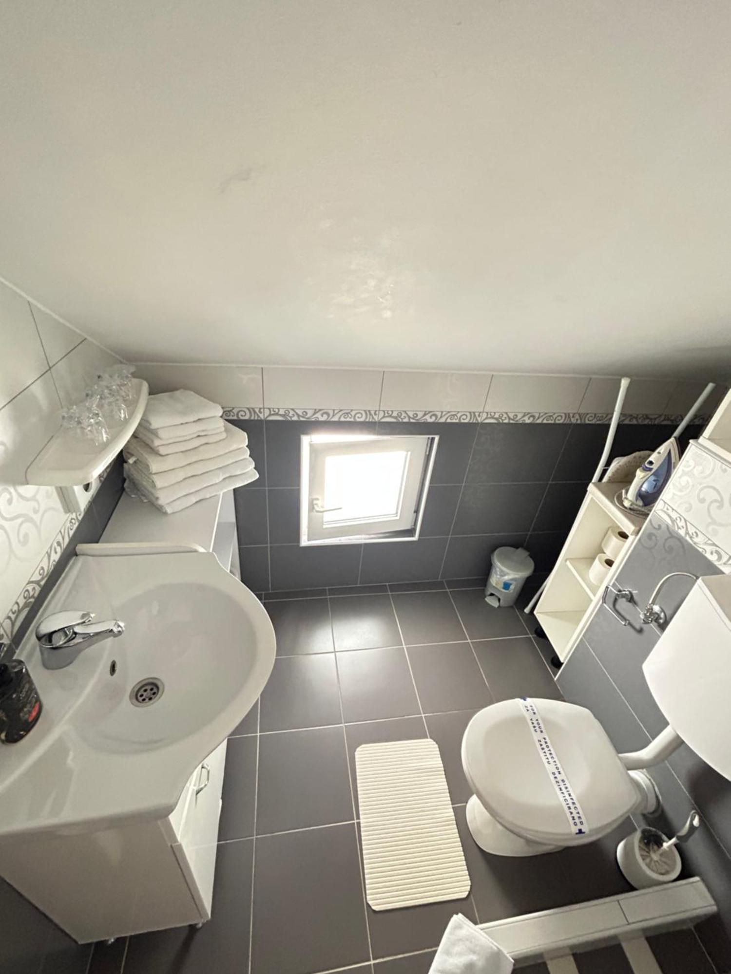 Apartments Sanda 2 Promajna Luaran gambar