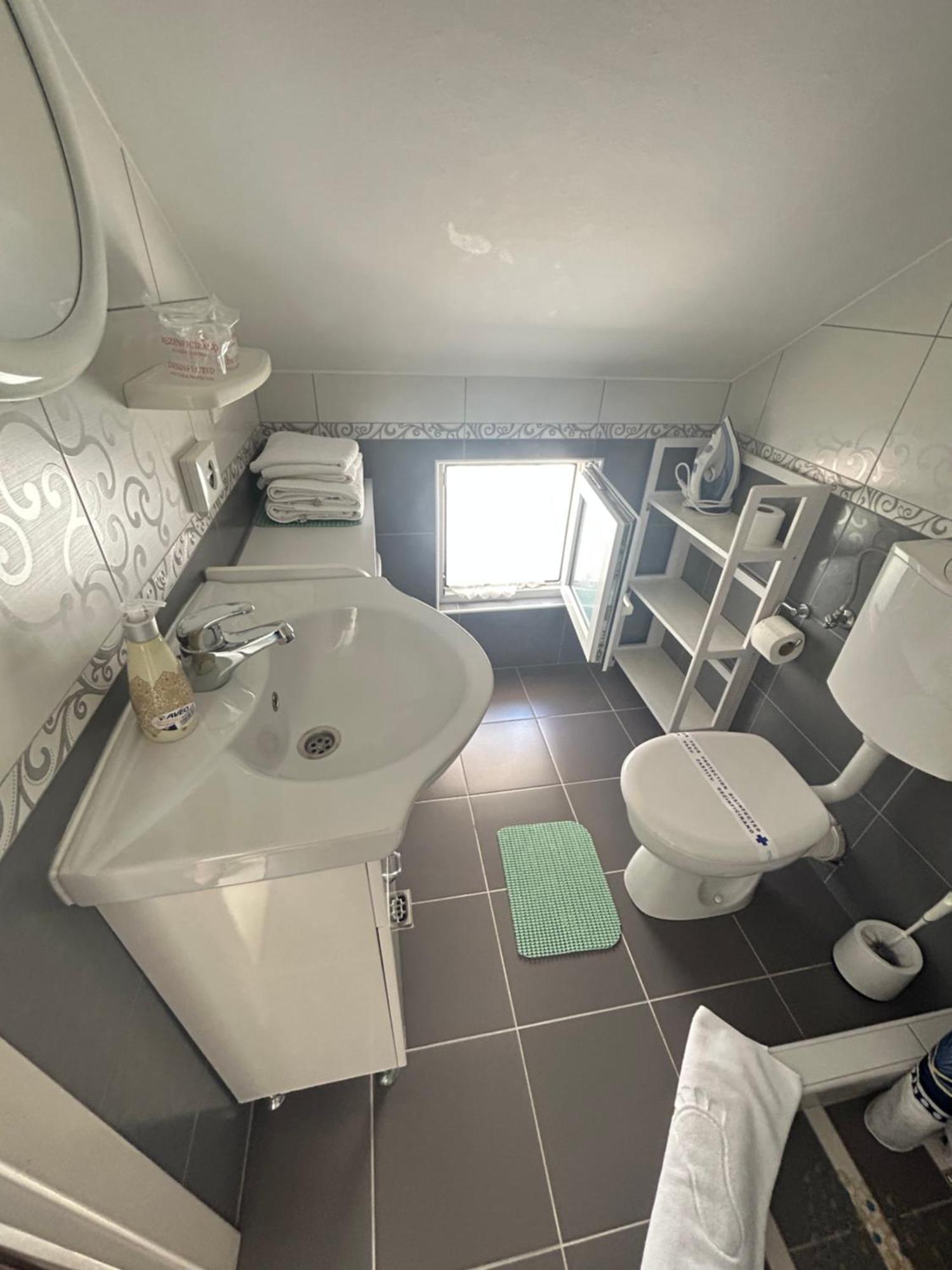 Apartments Sanda 2 Promajna Luaran gambar