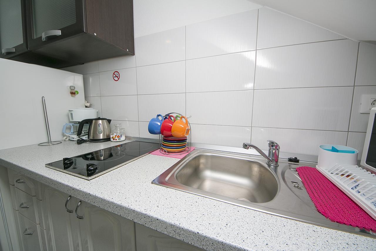 Apartments Sanda 2 Promajna Luaran gambar